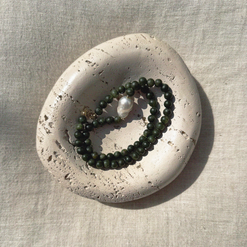 COASTAL JADE PEARL NECKLACE
