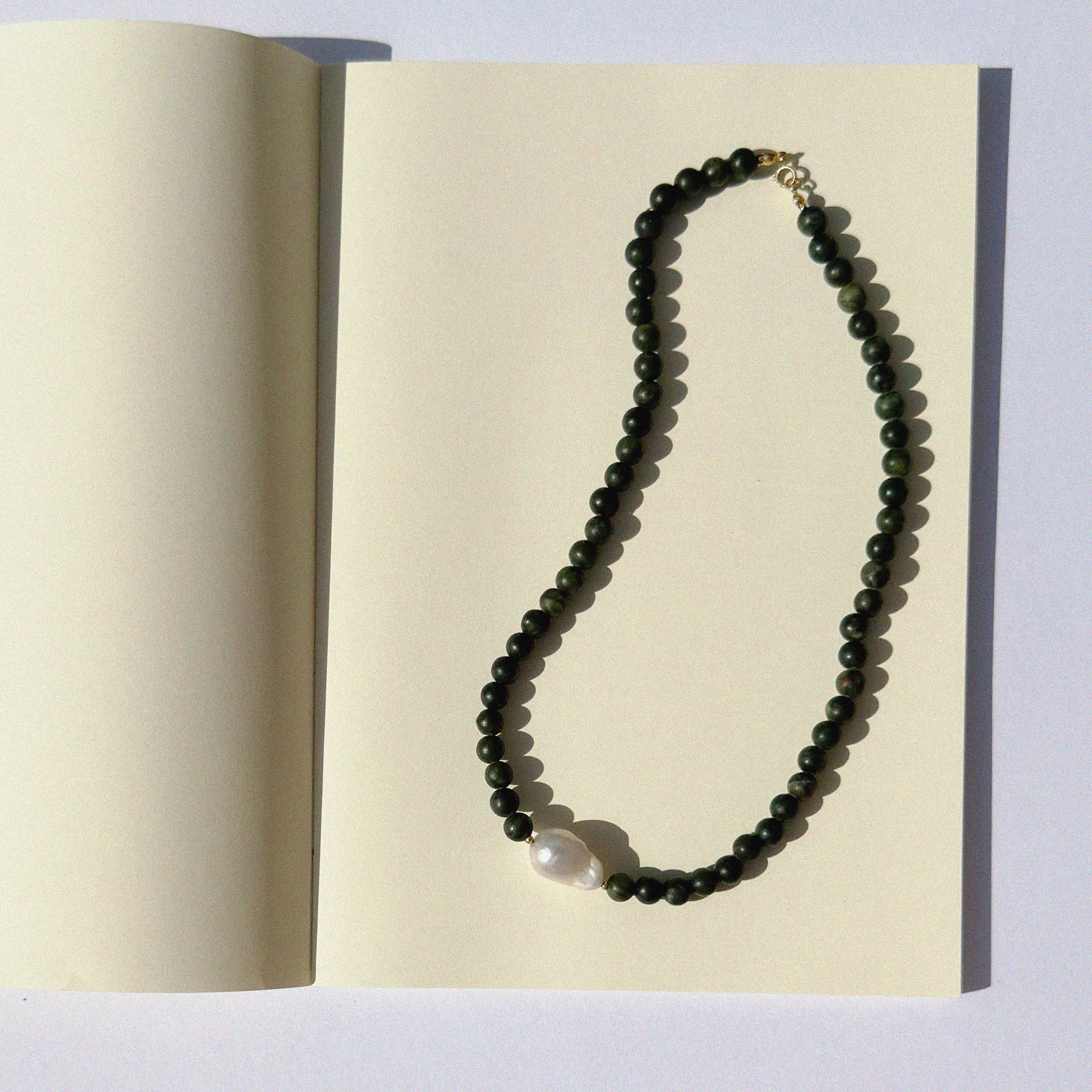 COASTAL JADE PEARL NECKLACE