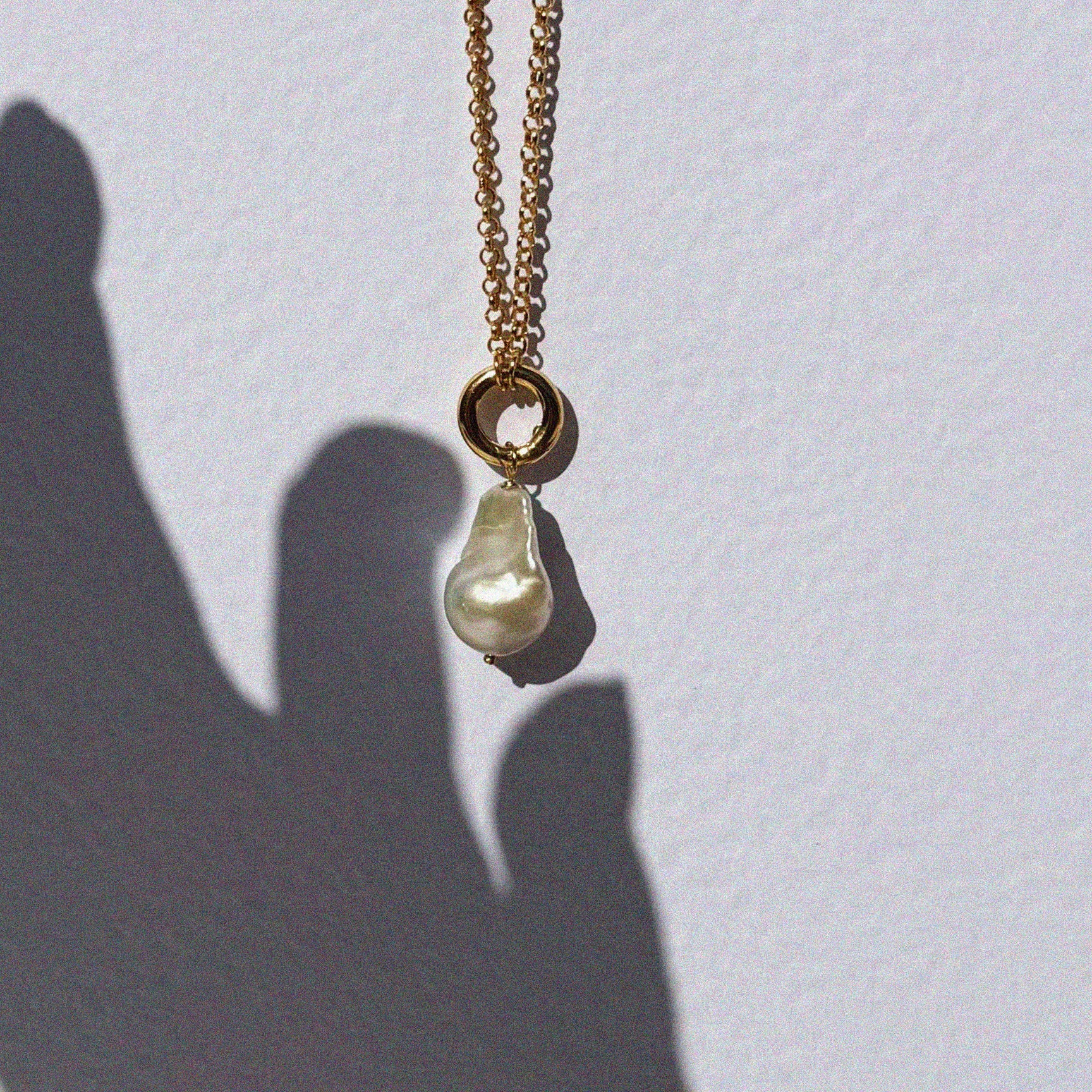 CLOUD BAROQUE PEARL NECKLACE