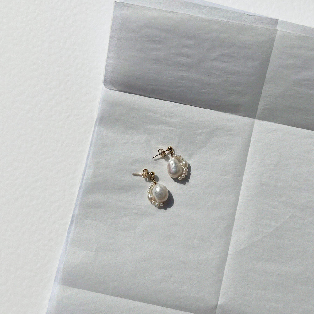 ORBIT PEARL DROP EARRINGS