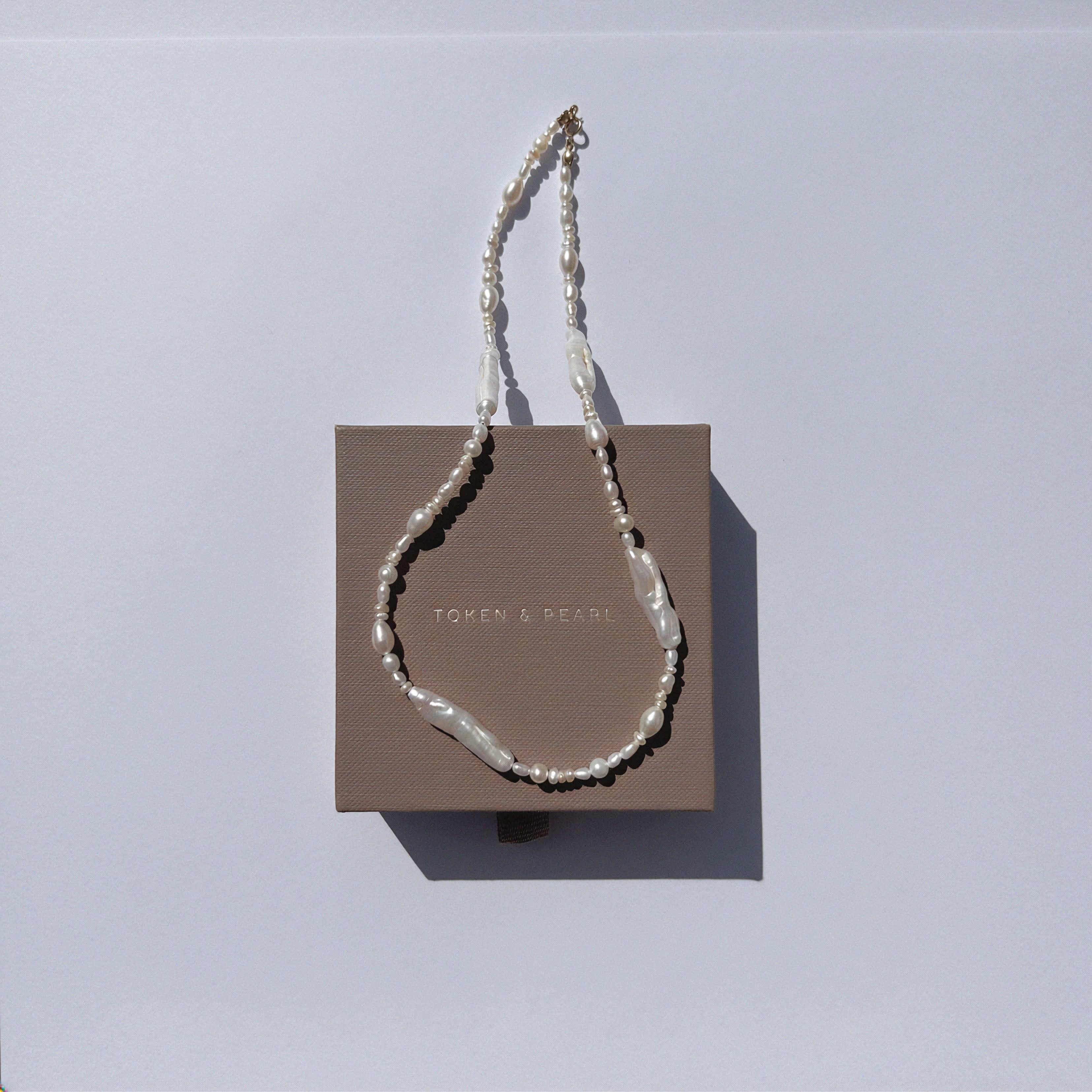 DRIFT PEARL NECKLACE
