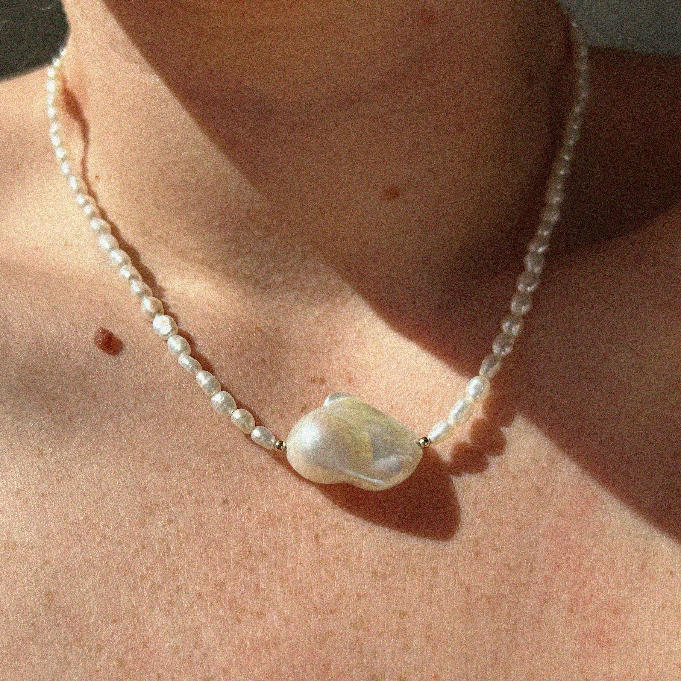 LUNAR BAROQUE PEARL NECKLACE