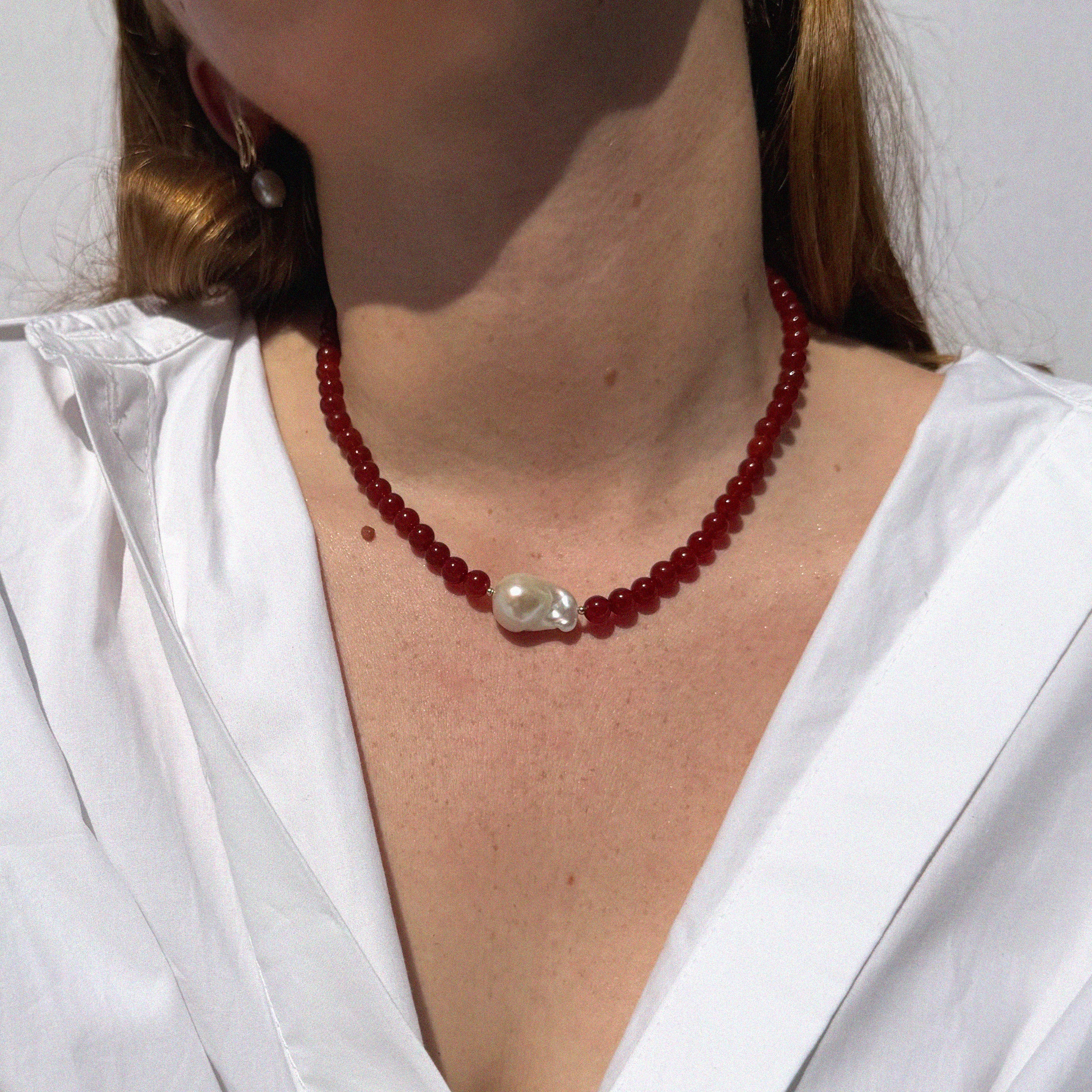 COASTAL CRIMSON PEARL NECKLACE